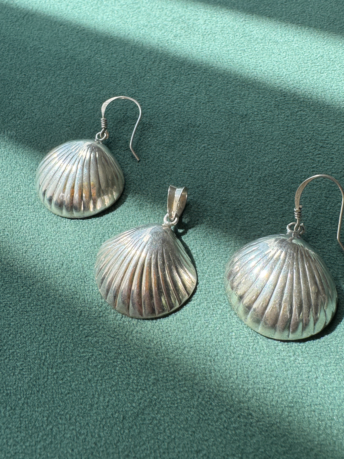 Vintage Sterling Silver Puffy Clam Shell Earrings and Pendant Set Three Shells of Pure Mermaid Life