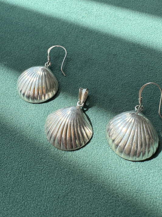 Vintage Sterling Silver Puffy Clam Shell Earrings and Pendant Set Three Shells of Pure Mermaid Life
