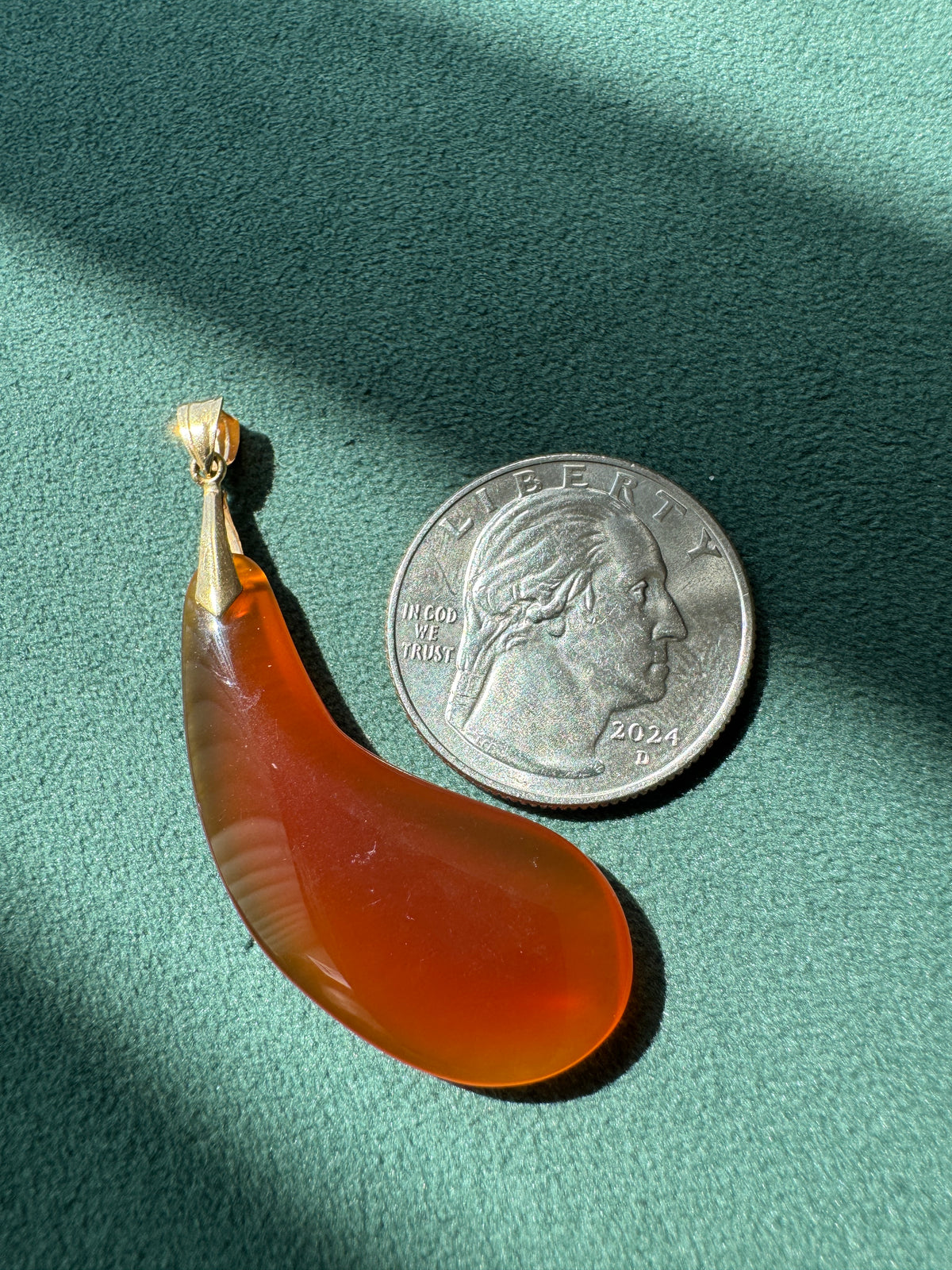 Vintage 18K Gold Carnelian Paisley Drop Pendant Bold Sunset Orange Statement