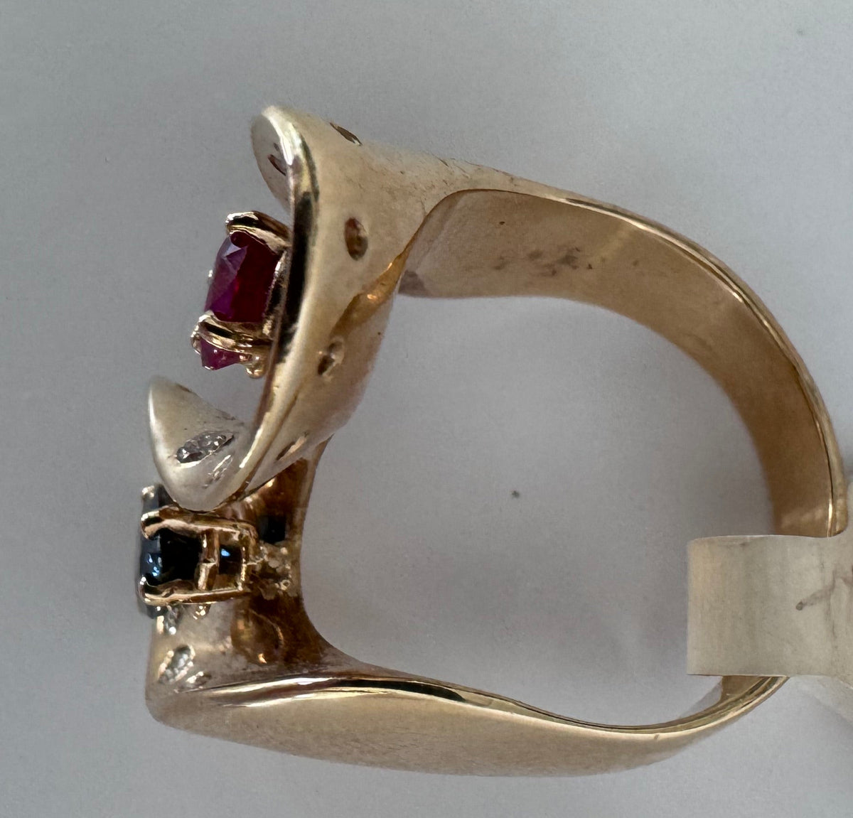1970s Space Age 14K Gold Ruby Sapphire Diamond Sculptural Ring