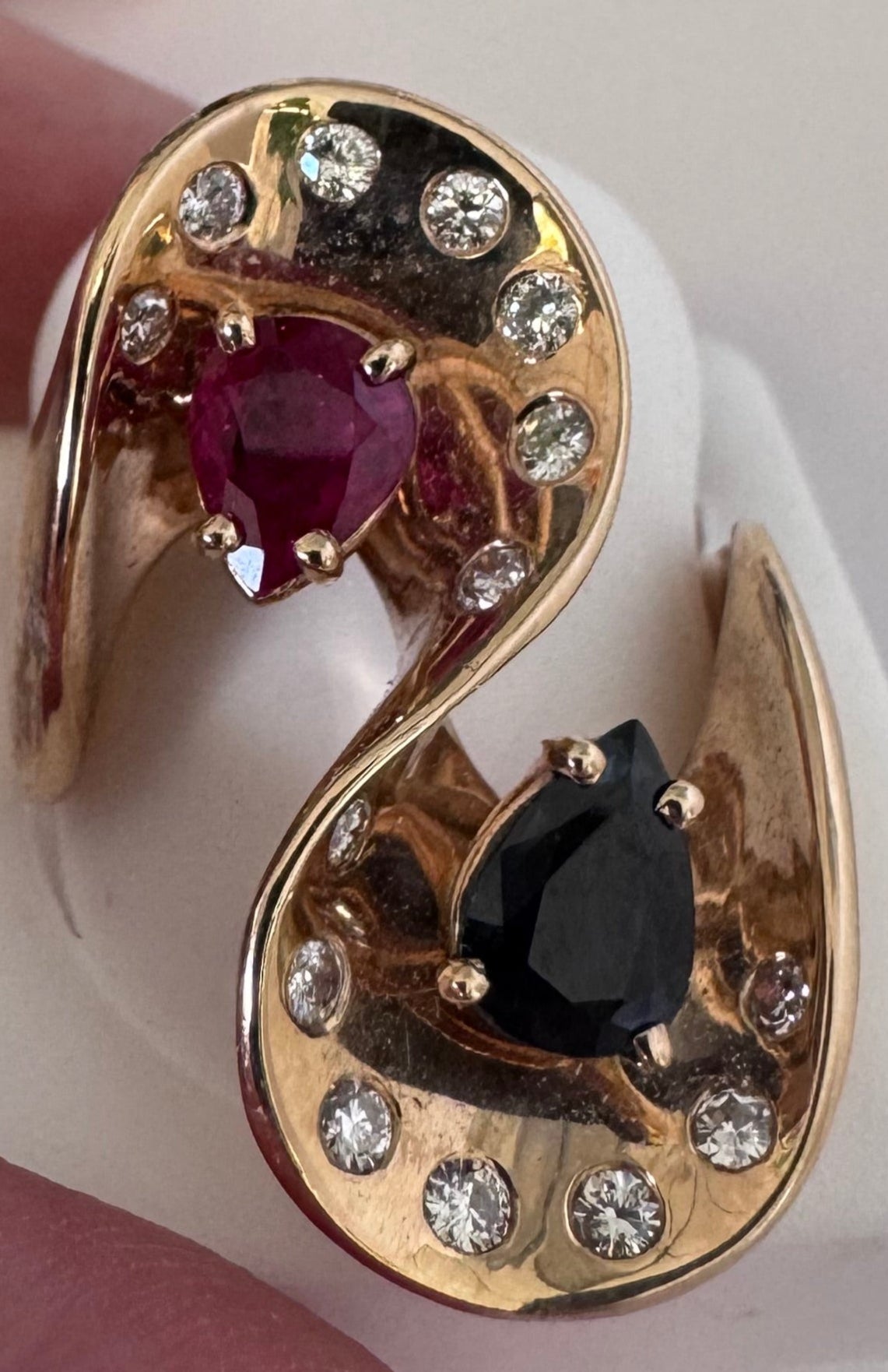 1970s Space Age 14K Gold Ruby Sapphire Diamond Sculptural Ring