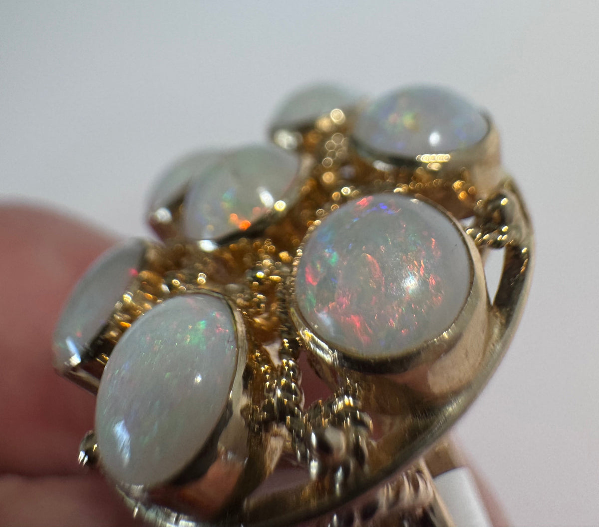 Estate 14K gold opal cluster ring size 6 vintage seven stones