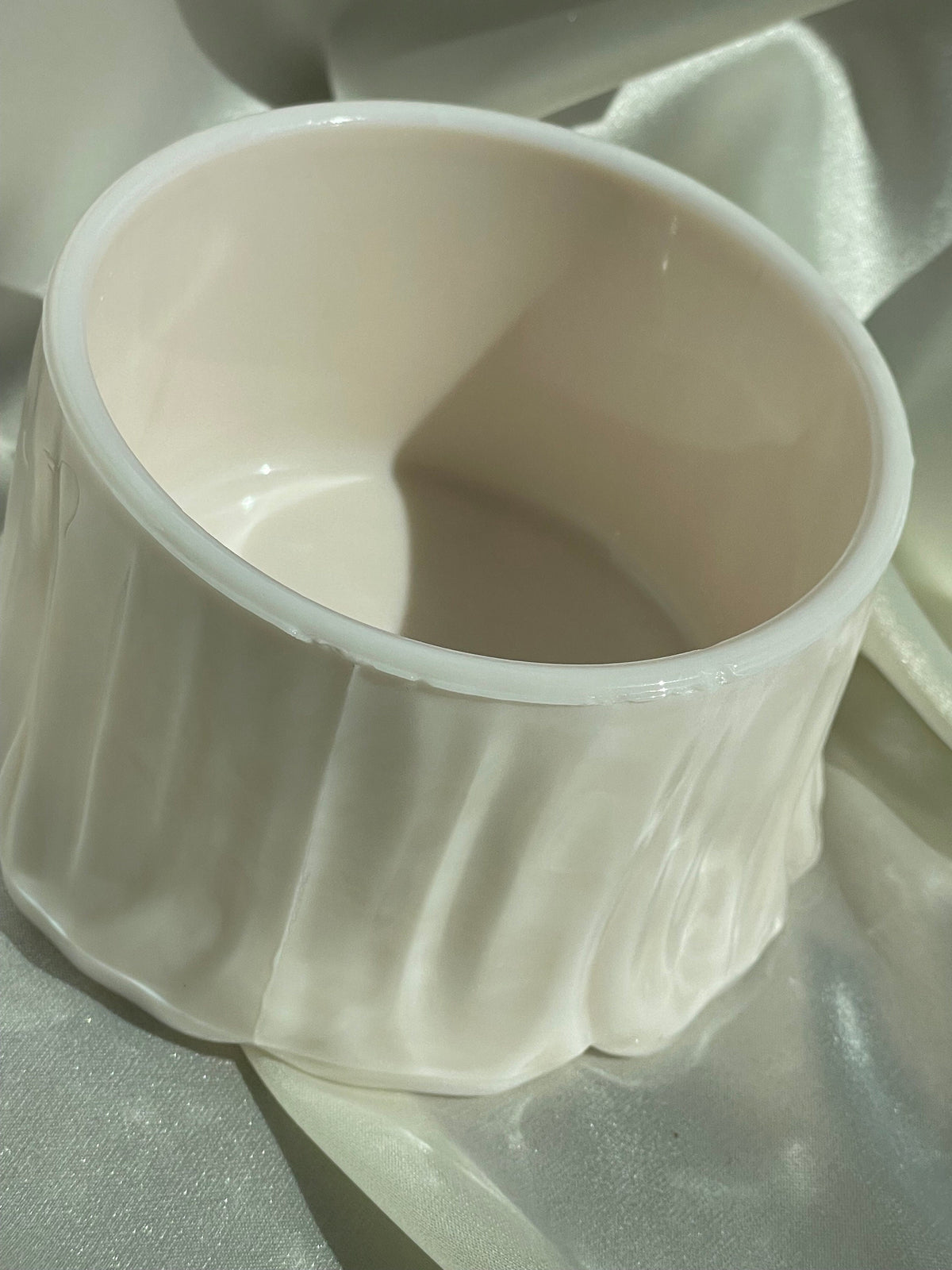 Akro Agate Little Dish Bottom for Powder Jar
