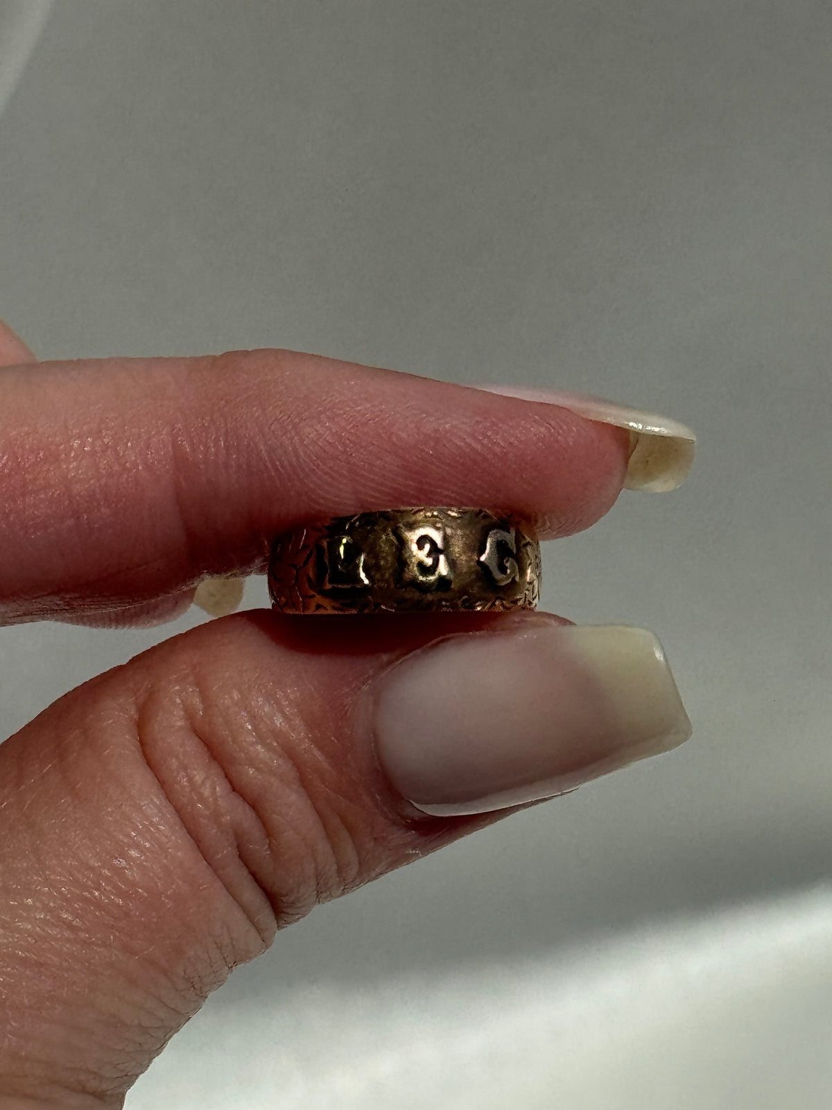 Victorian 14K Ring That Says “LEG”