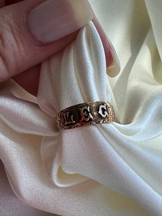 Victorian 14K Ring That Says “LEG”