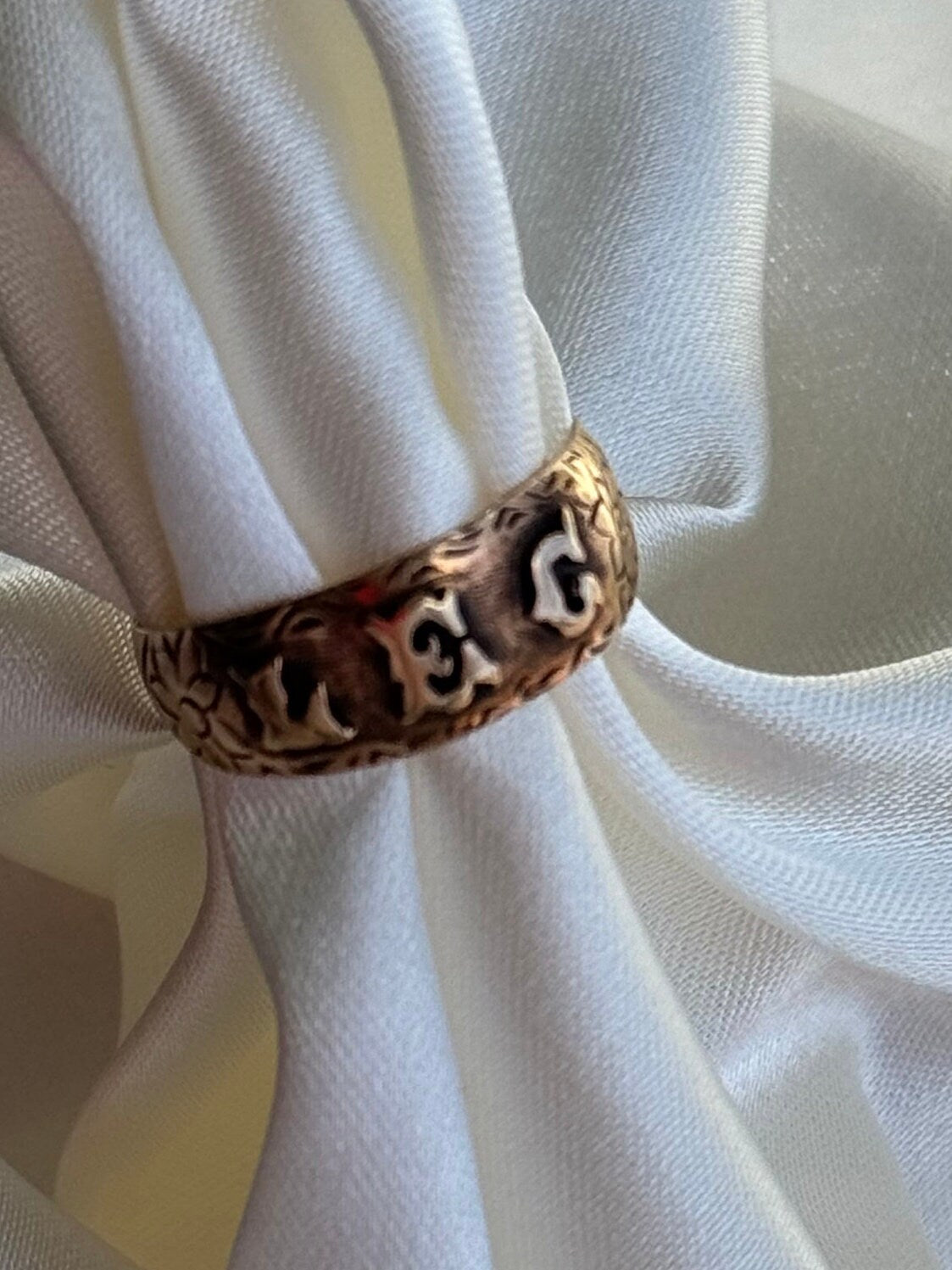 Victorian 14K Ring That Says “LEG”