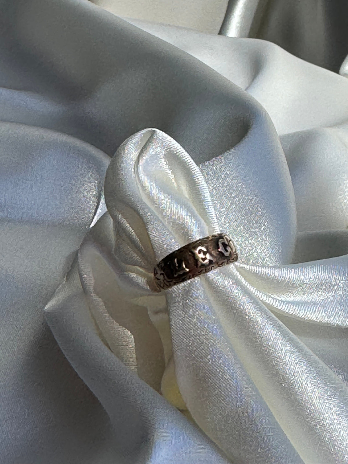 Victorian 14K Ring That Says “LEG”