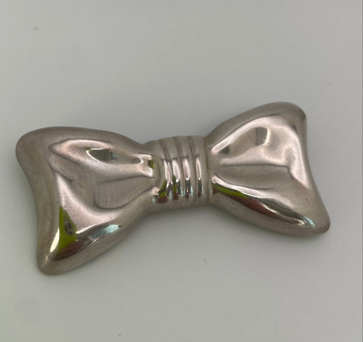 Vintage Los Ballesteros Bow, Bowtie Pendant/Brooch in Sterling Silver
