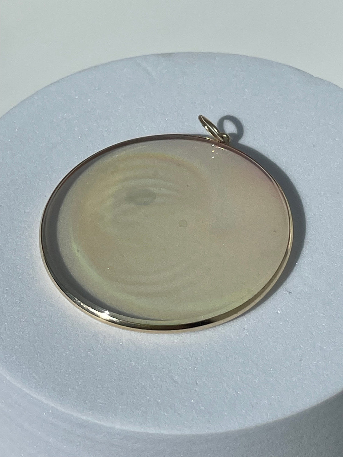 Vintage 9K Gold Slinky Hologram Pendant Novelty Y2K